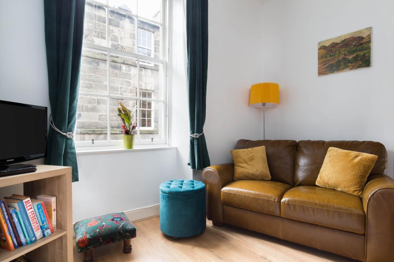Stockbridge Two Bedroom Apartment Edinburgh Exterior photo