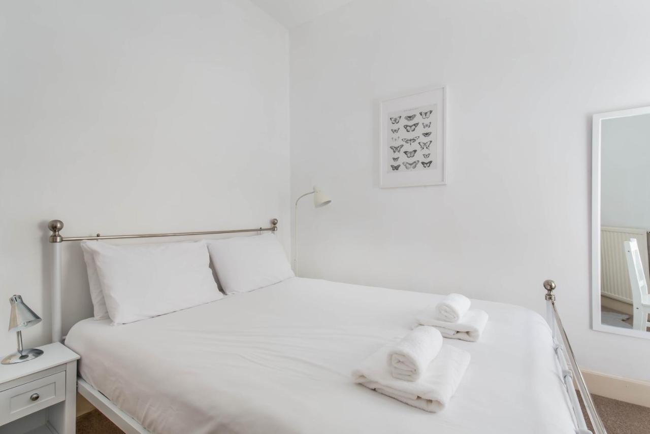 Stockbridge Two Bedroom Apartment Edinburgh Exterior photo
